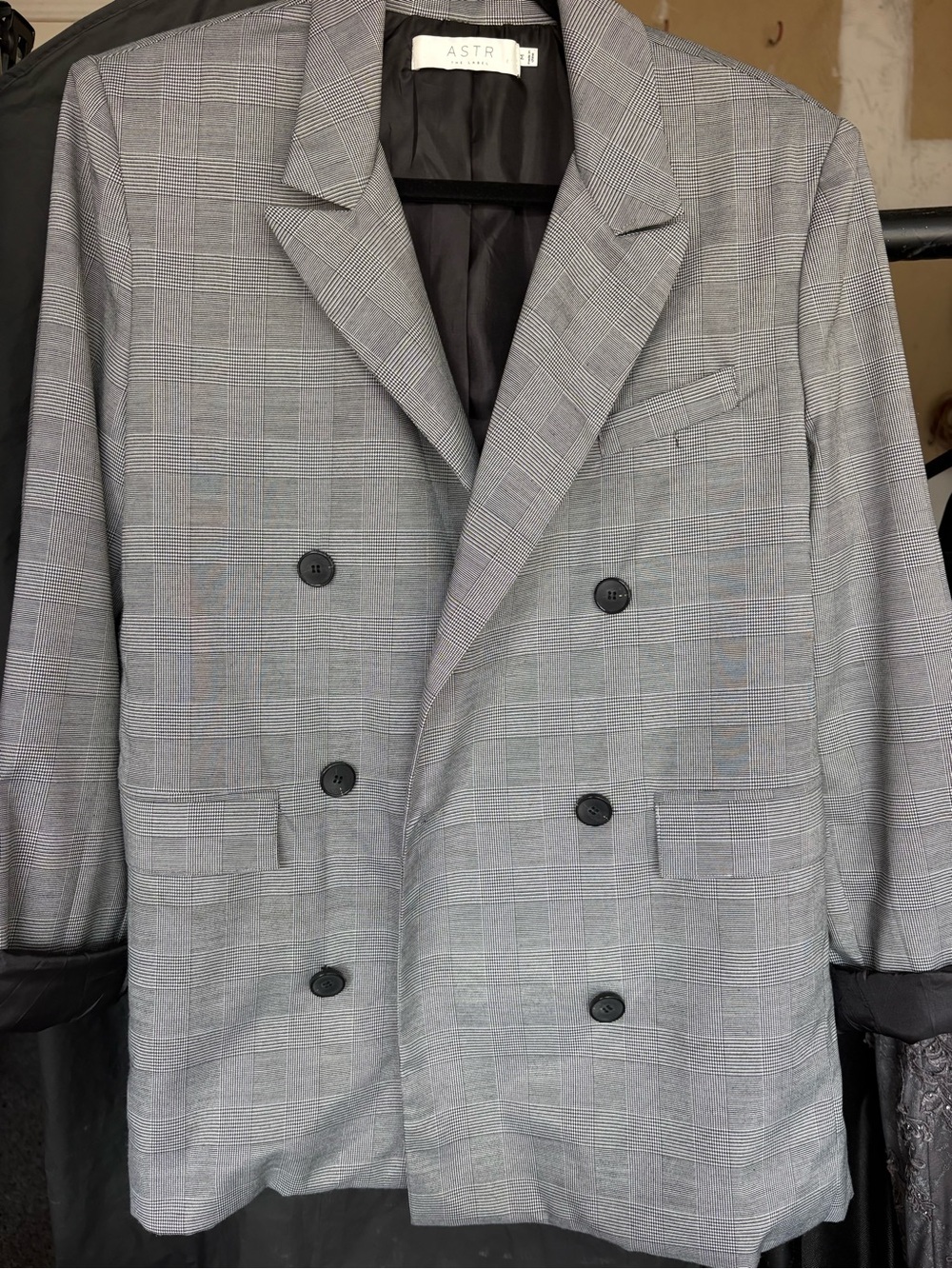 Astr Men's Double-Breasted Glen Plaid Blazer in Gray